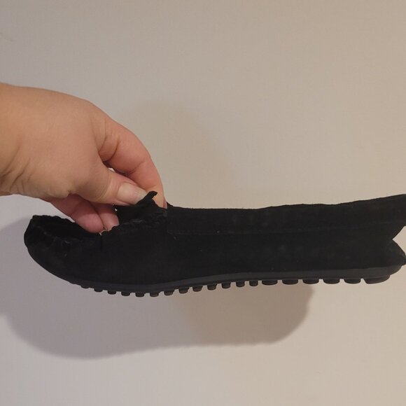 Joe Fresh Size 8 shoes - Picture 2 of 3